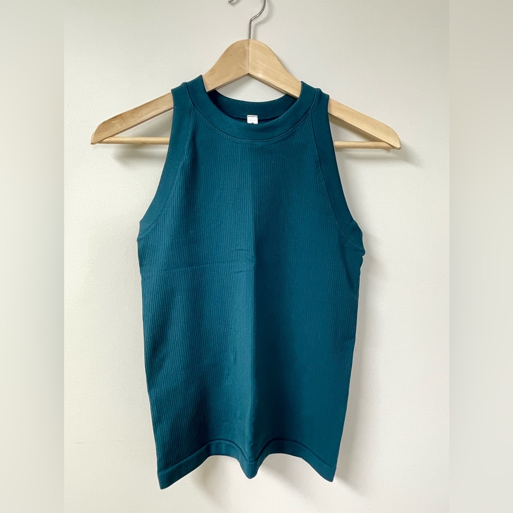 Athleta NWT Renew Racerback Tank size S